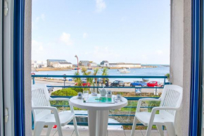 À 200m de la plage, appartement vue mer pour 2